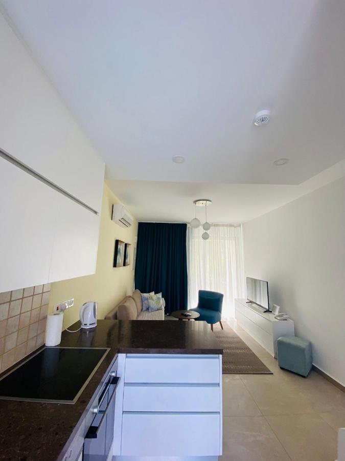 Victoria Suites Paphos Exteriér fotografie