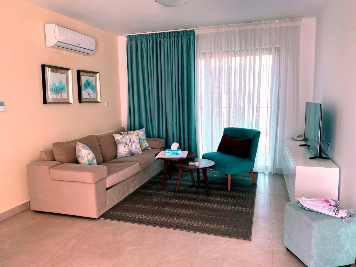 Victoria Suites Paphos Exteriér fotografie